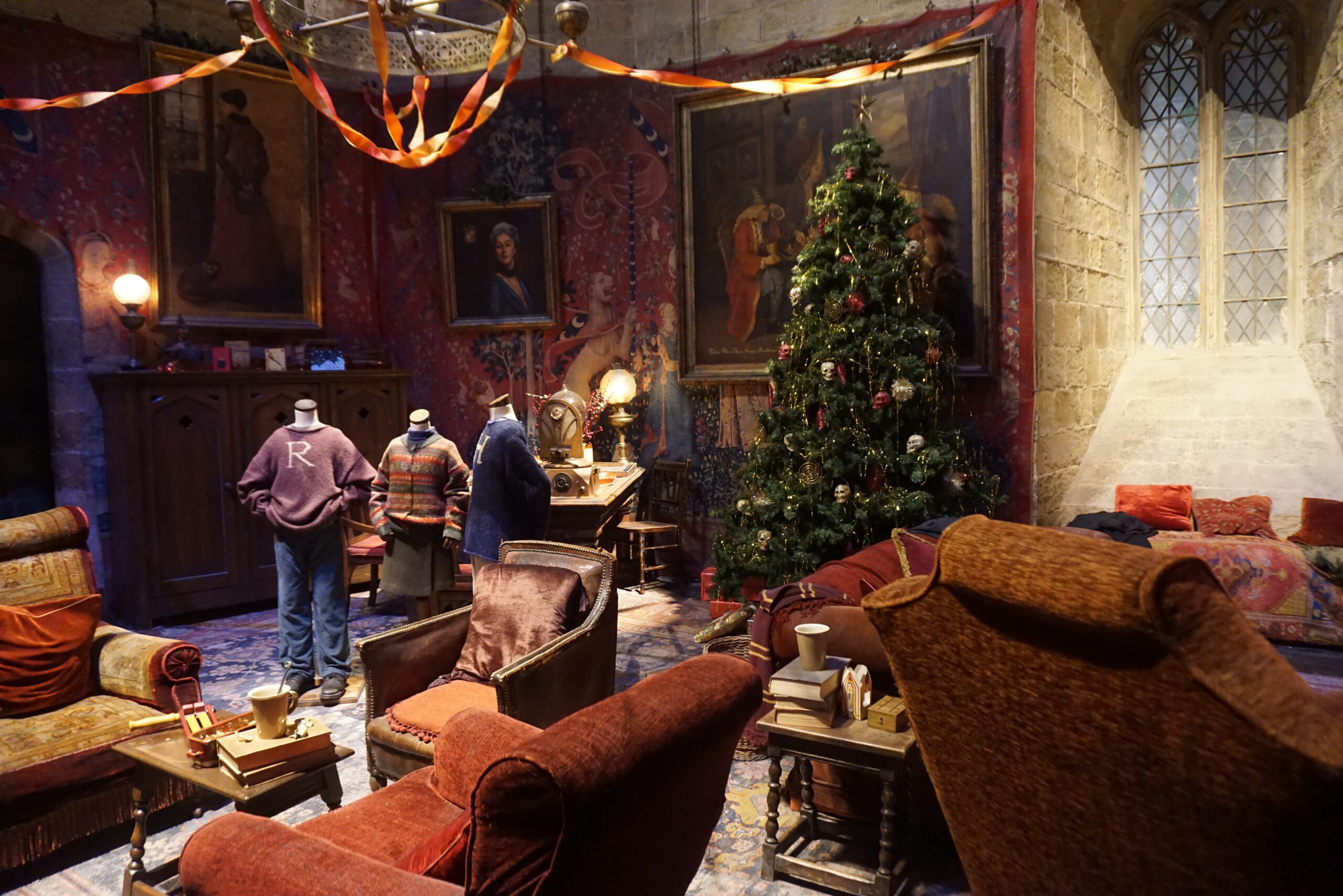 WHAT TO EXPECT IN THE HARRY POTTER STUDIO, LONDON